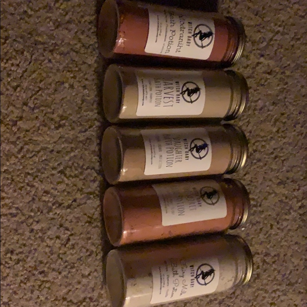 Bath Powders